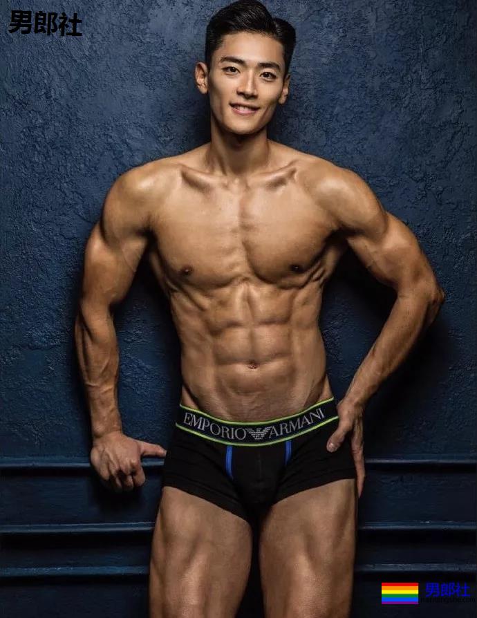 帅气的脸庞，优雅的线条，韩国健身教练 - 51虹马