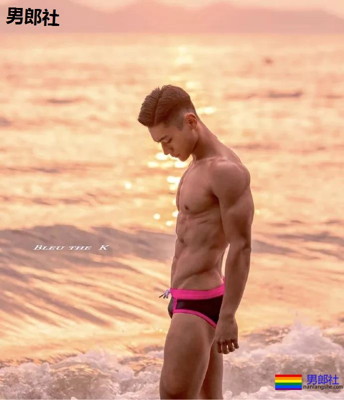 帅气的脸庞，优雅的线条，韩国健身教练 - 51虹马