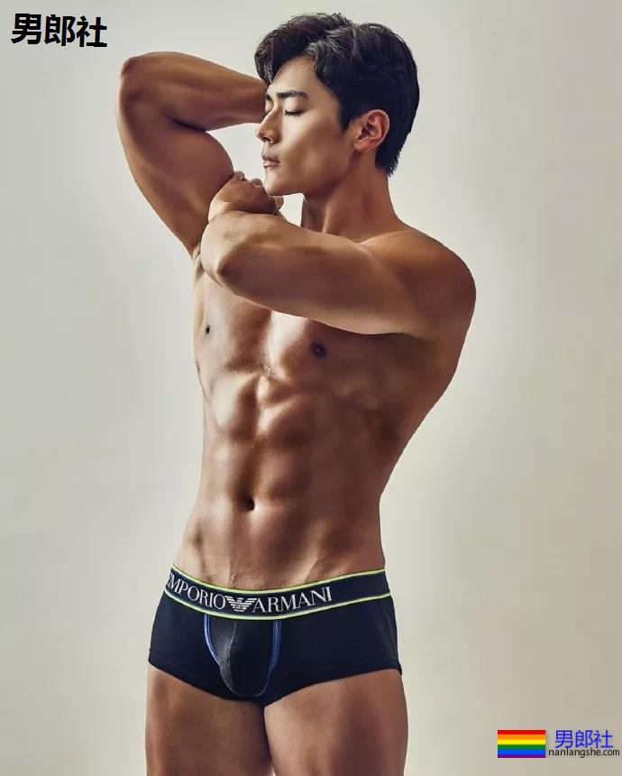 帅气的脸庞，优雅的线条，韩国健身教练 - 51虹马