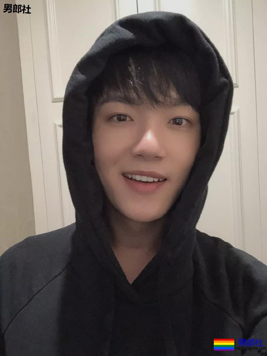 八块腹肌太平洋宽肩上热搜！白宇新剧《蓬莱间》，男配都是超A宝藏男！ - 51虹马