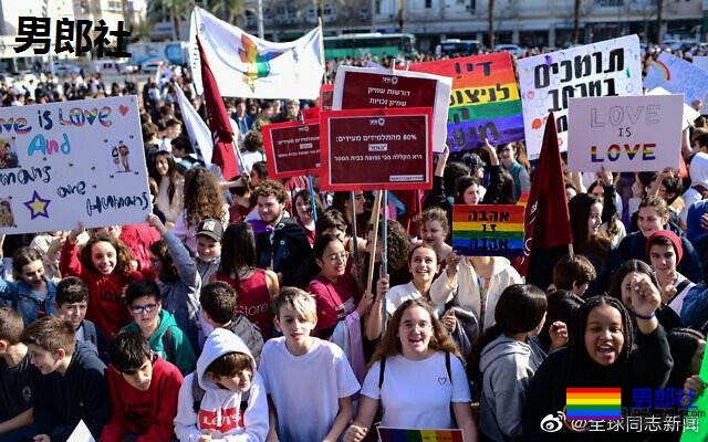 数千名学生上街，对恐同教育部长进行教育 - 51虹马