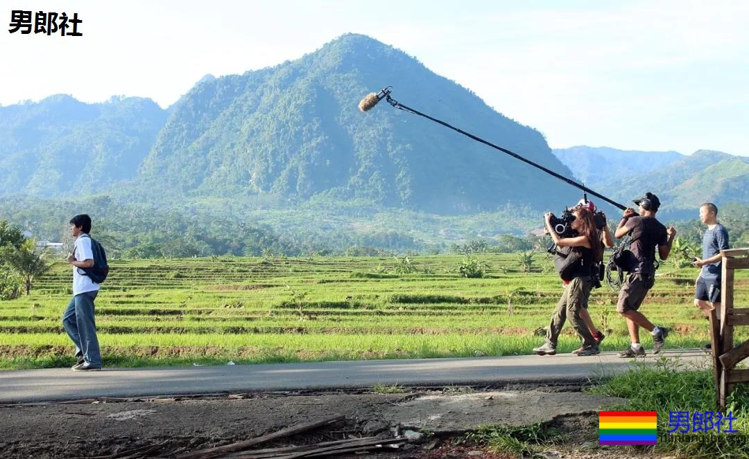 《真男人》：小新郎官和金发助教的青涩恋爱 - 51虹马