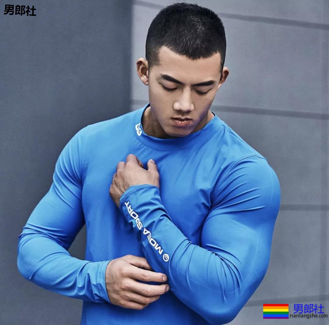 00后小哥哥，这筋肉实力藏不住了！ - 51虹马