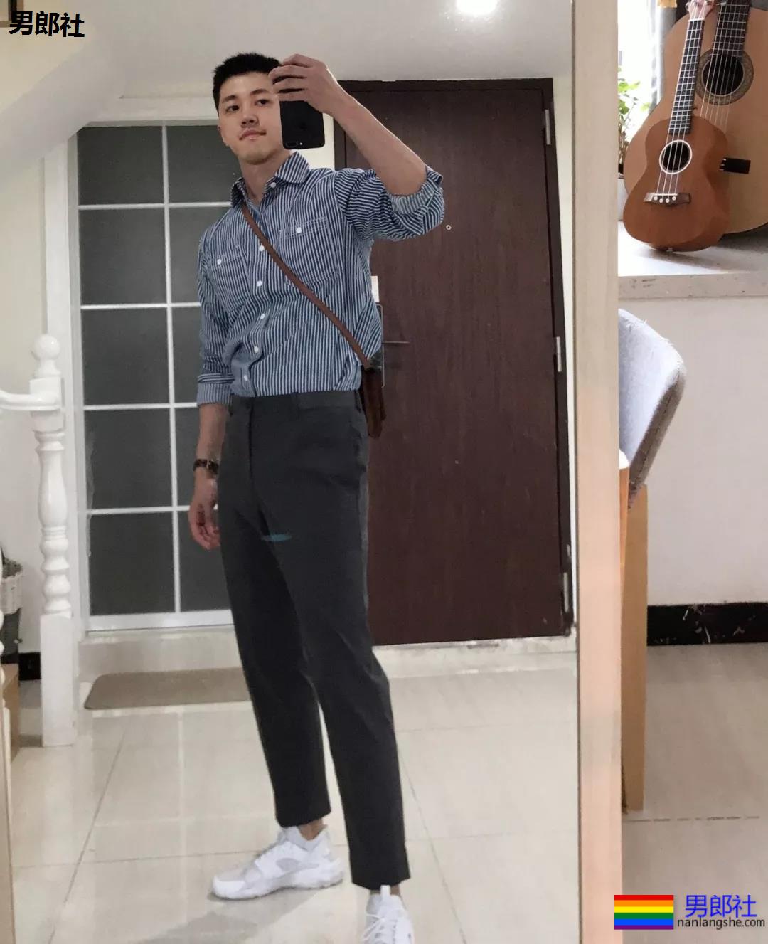 假期到了，肌肉小哥哥也连续上线 - 51虹马