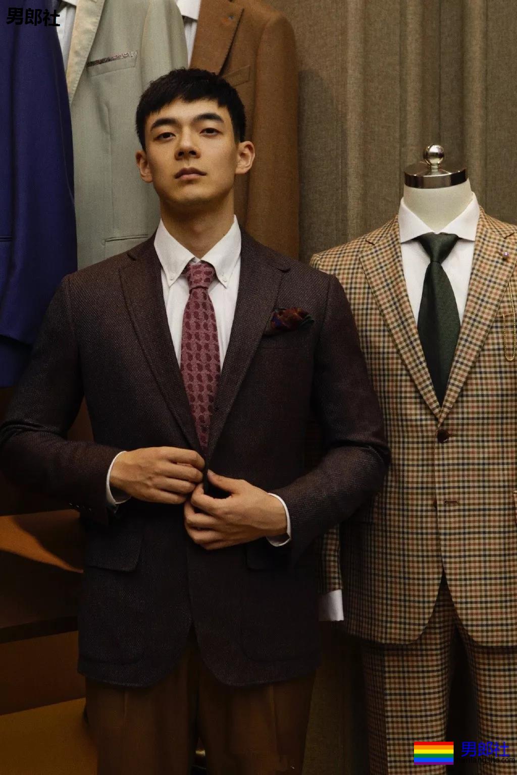 寸头痞帅网红穿内裤玩轮滑遭盯档，奶白腹肌太A了！ - 51虹马