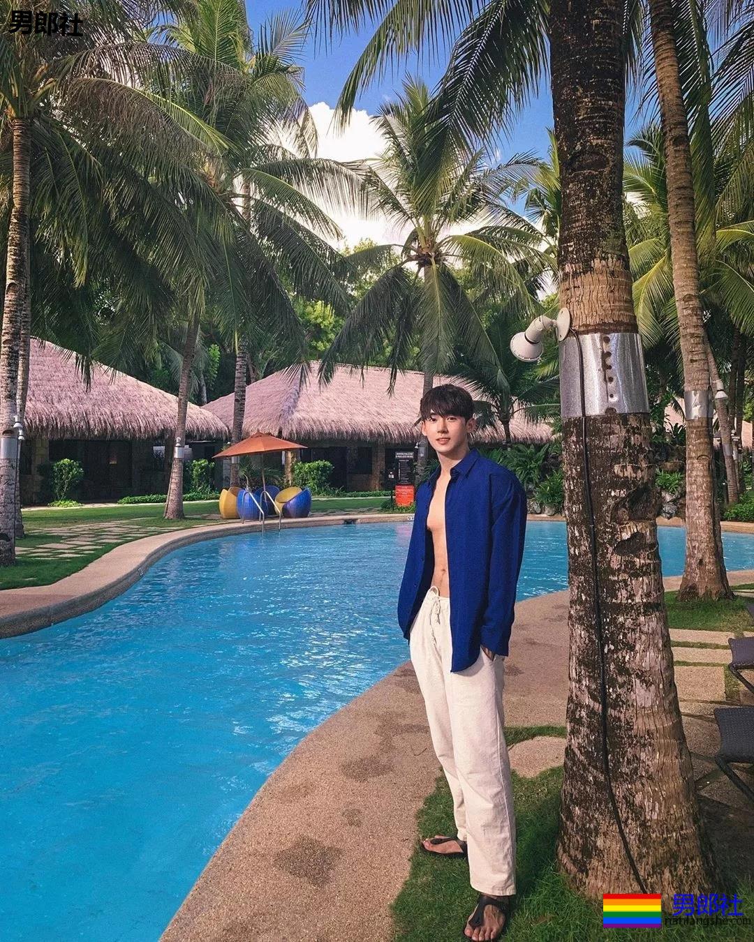 刷爆INS的筋肉大鼻子小狼狗，完美肉身馋哭网友! - 51虹马