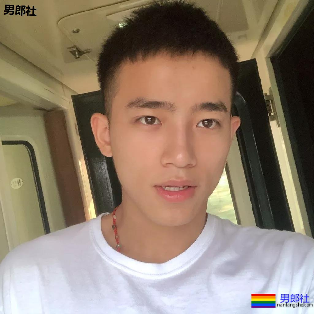 現在的00後都發育的這麼大了嗎？ - 51虹马