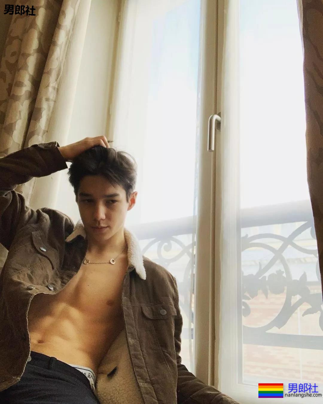 这“该死”的混血儿，糟糕是心动的感觉 - 51虹马