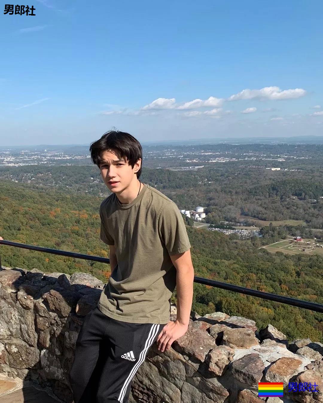 这“该死”的混血儿，糟糕是心动的感觉 - 51虹马