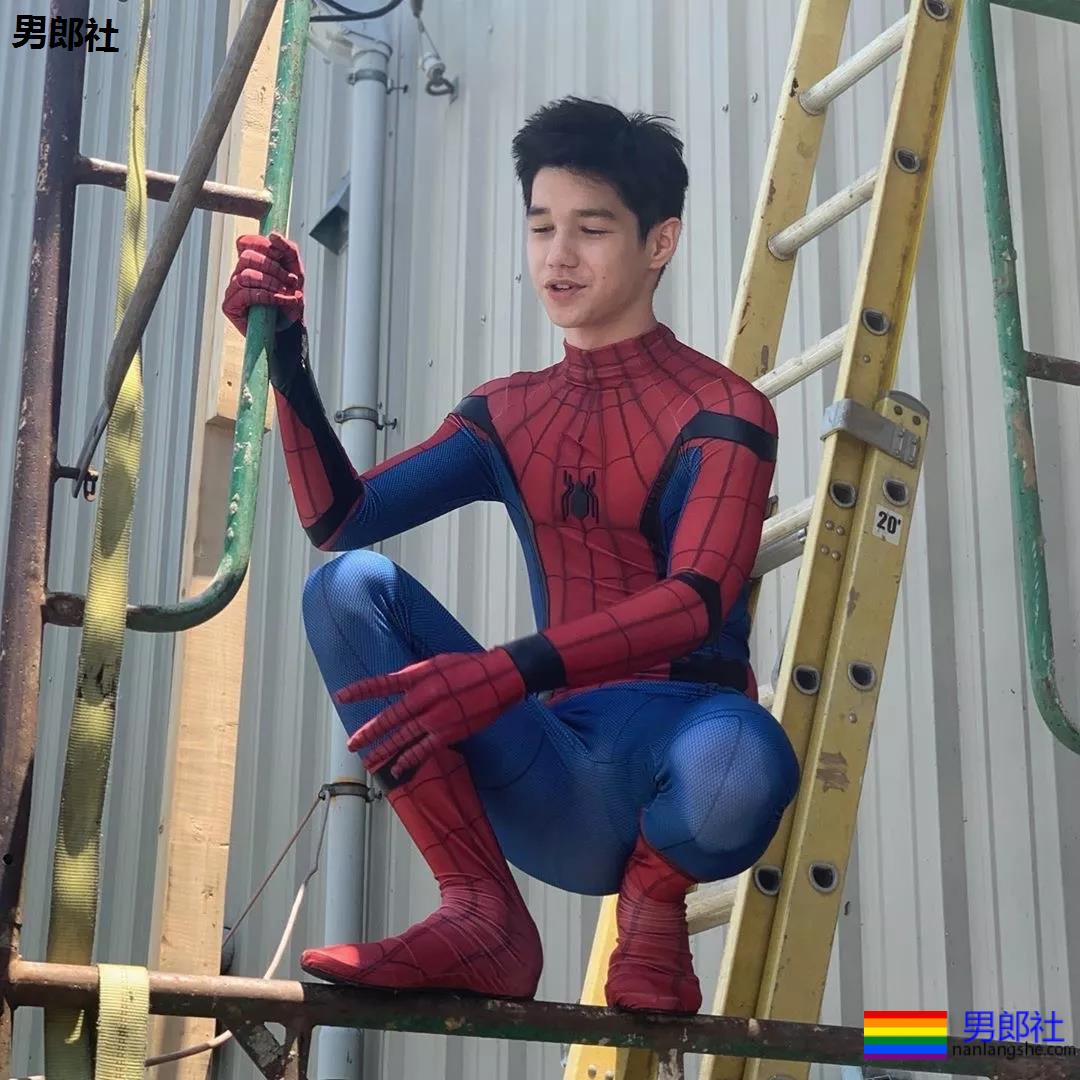 这“该死”的混血儿，糟糕是心动的感觉 - 51虹马