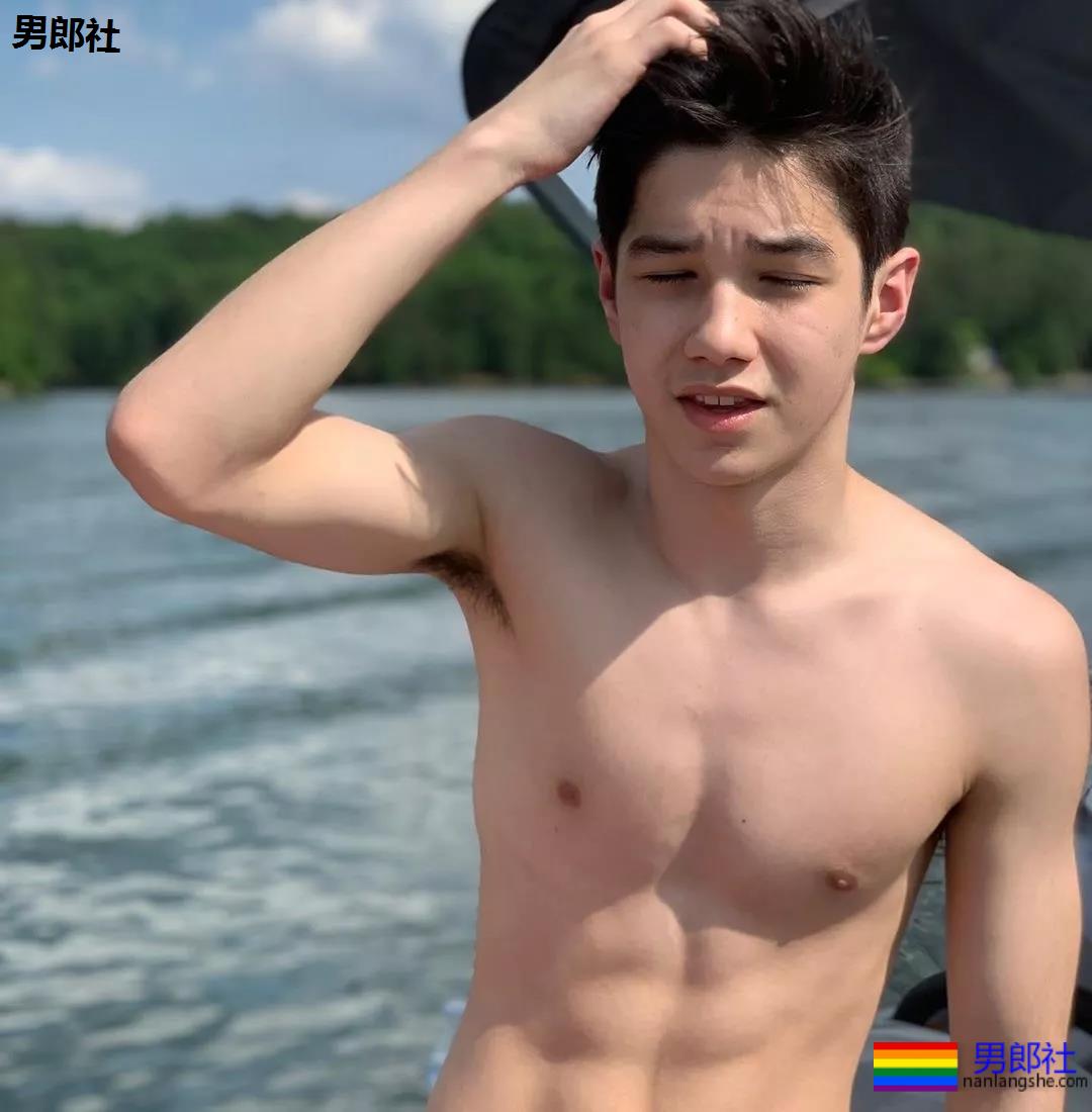 这“该死”的混血儿，糟糕是心动的感觉 - 51虹马