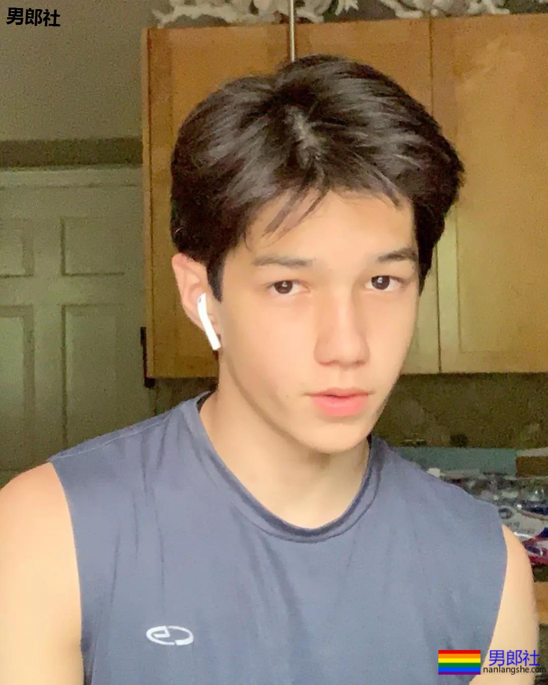 这“该死”的混血儿，糟糕是心动的感觉 - 51虹马