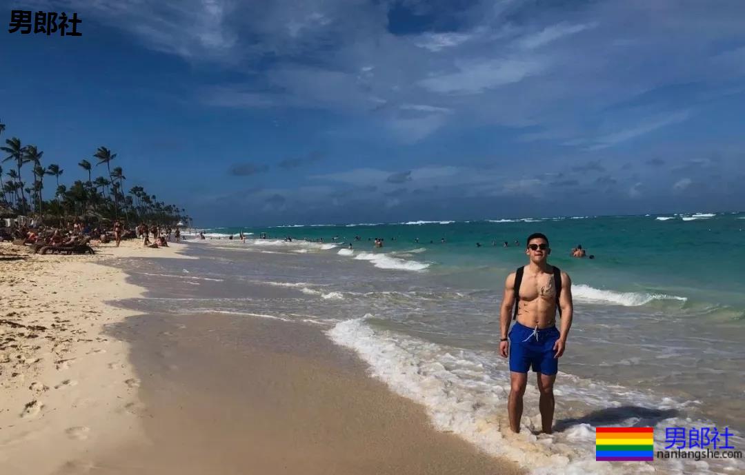 小哥哥颜高身材棒！我可以。 - 51虹马