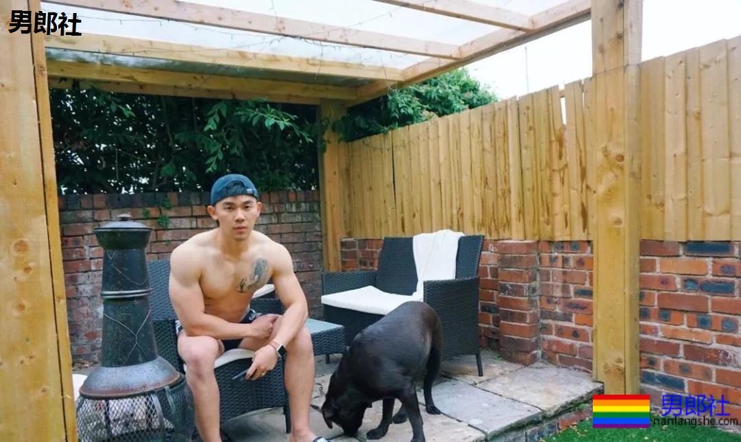 小哥哥颜高身材棒！我可以。 - 51虹马