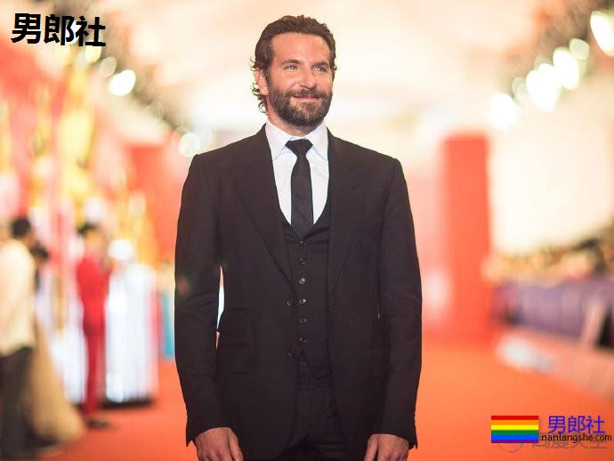 Netflix获得同志音乐家伯恩斯坦传记片发行权-51虹马