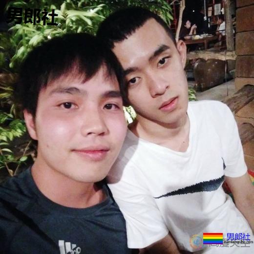 泰国男同志伴侣为婚姻平权在议会当众接吻：这是身而为 - 51虹马