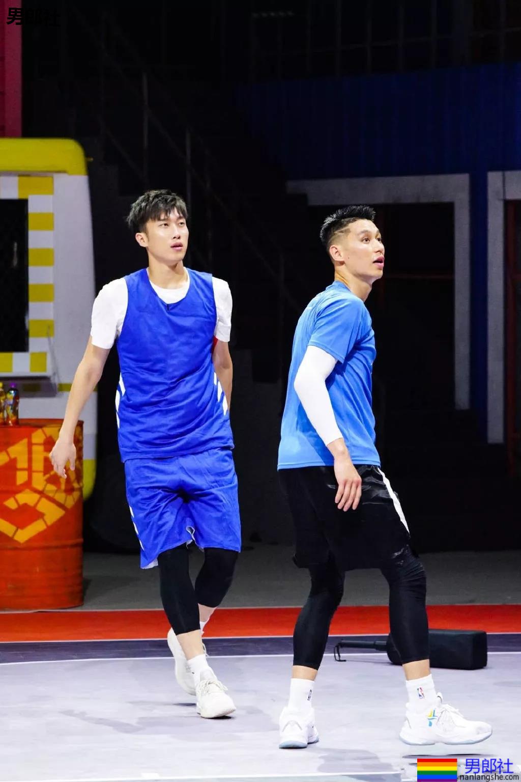 197cm大鼻子篮球体育生，这大长腿也太攻了吧！ - 51虹马