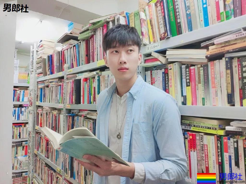 197cm大鼻子篮球体育生，这大长腿也太攻了吧！ - 51虹马