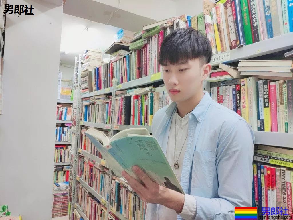 197cm大鼻子篮球体育生，这大长腿也太攻了吧！ - 51虹马