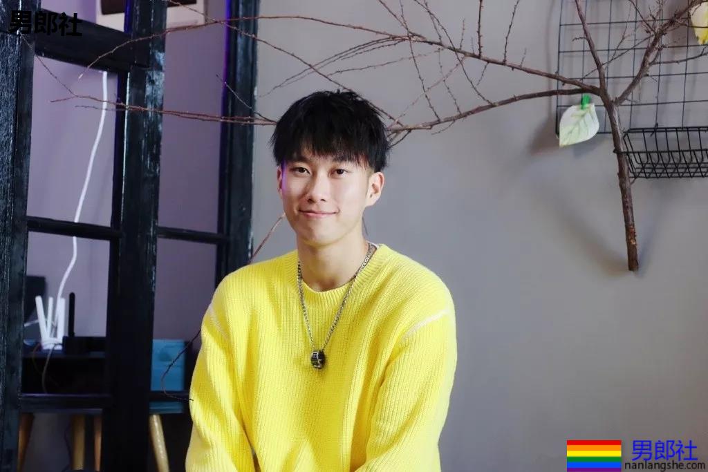 197cm大鼻子篮球体育生，这大长腿也太攻了吧！ - 51虹马