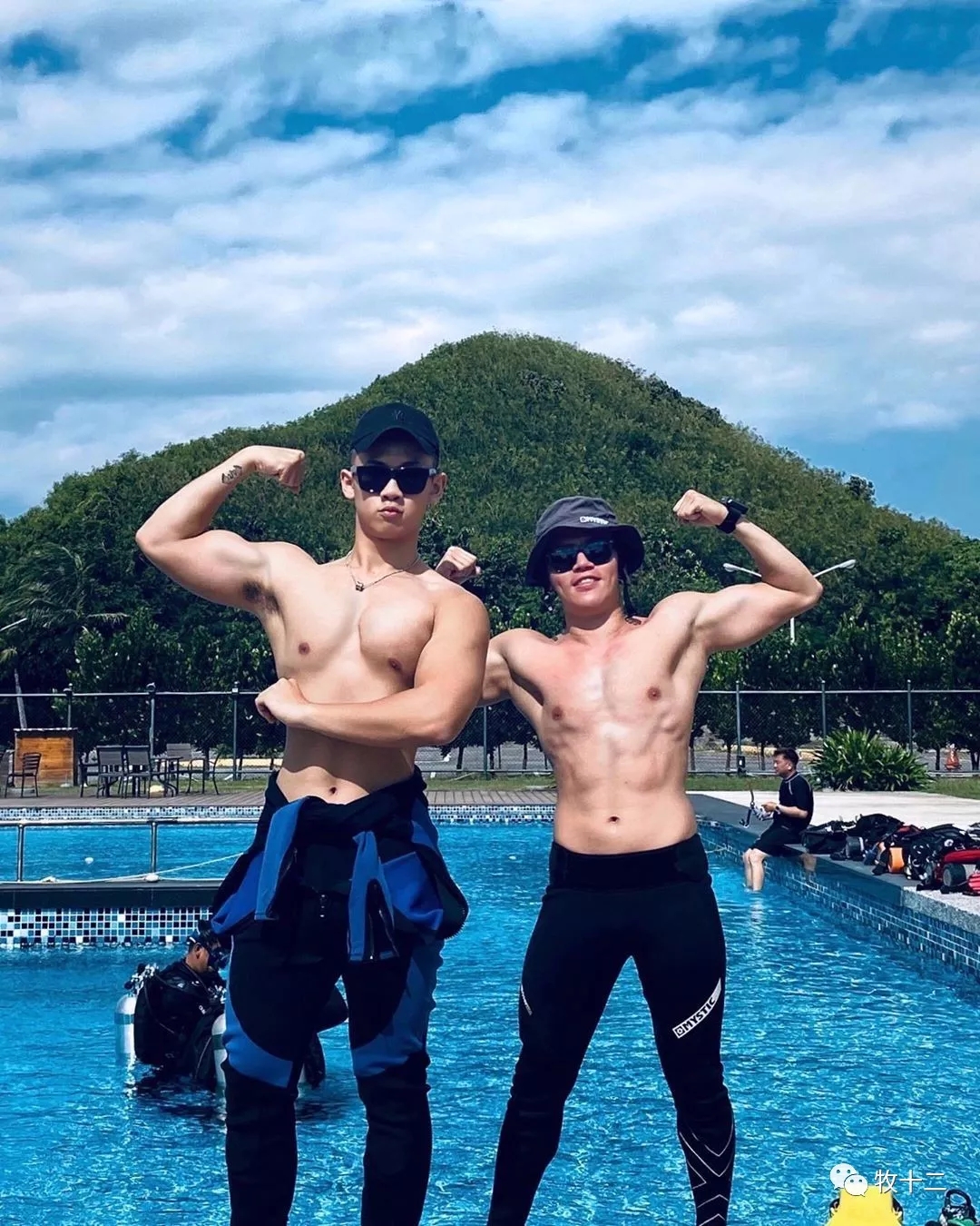 隔壁双1互攻，看完真扛不住了~ - 51虹马