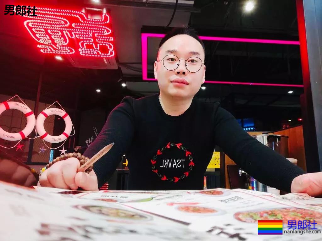 11个独自过春节的gay：有家难归，有国难投… - 51虹马