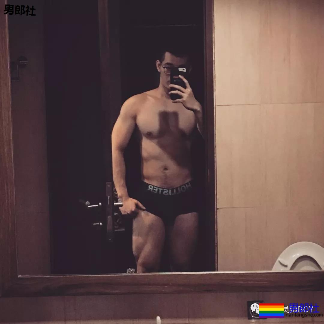 出演过蔡依林MV的空少名媛，当兵前土味十足 - 51虹马