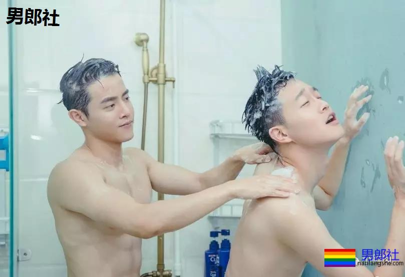 奶凶男星硬照火了,没想到他拍写真竟是为了做公益? - 51虹马 奶凶男星硬照火了,没想到他拍写真竟是为了做公益? - 51虹马