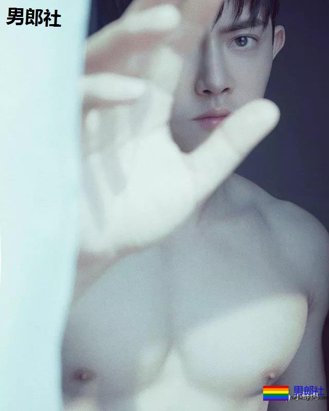 奶凶男星硬照火了,没想到他拍写真竟是为了做公益? - 51虹马 奶凶男星硬照火了,没想到他拍写真竟是为了做公益? - 51虹马