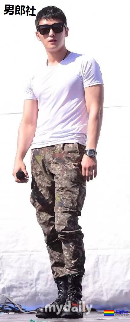 "金刚巴比"禁欲系男神被扒出浴室戏，馋到了馋到了！ - 51虹马