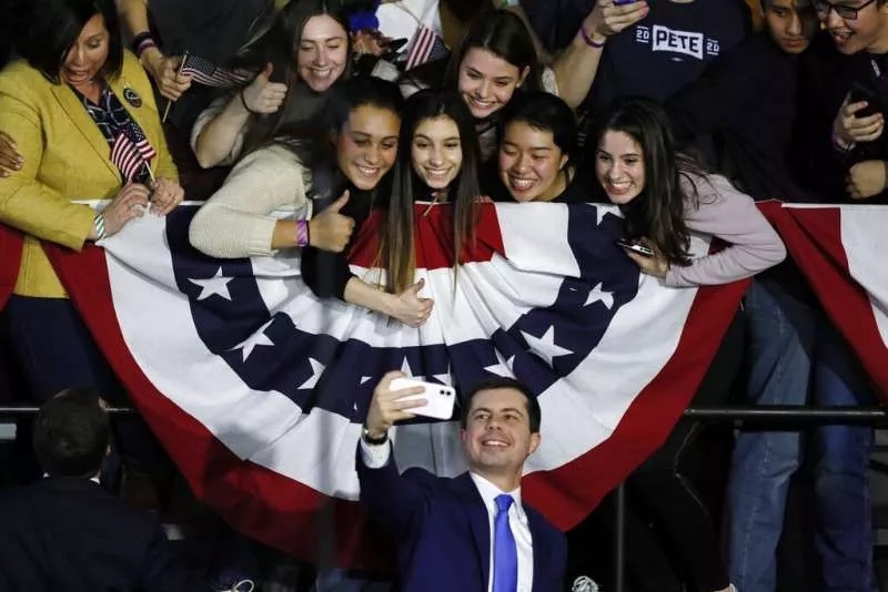 美国大选民主党初选:投完票才知被选人是同性恋 一选民要求更改投票 - 51虹马 美国大选民主党初选:投完票才知被选人是同性恋 一选民要求更改投票 - 51虹马