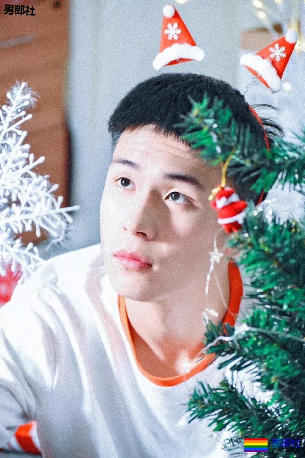 185+篮球体育生大长腿，大弟弟太好看了吧! - 51虹马