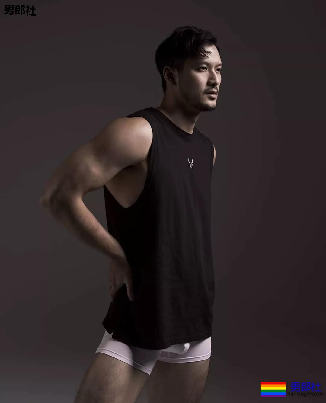 爱上大我12岁的男人之后 - 51虹马