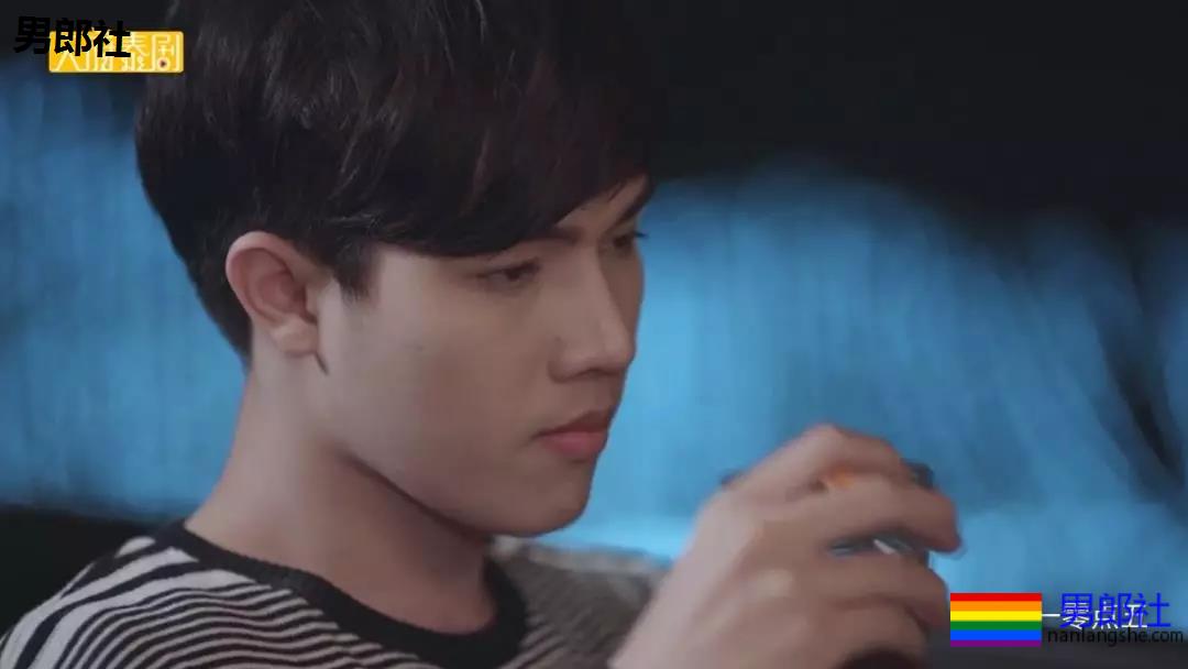 新剧，直男醉酒后主动和男生。。。好撩！ - 51虹马