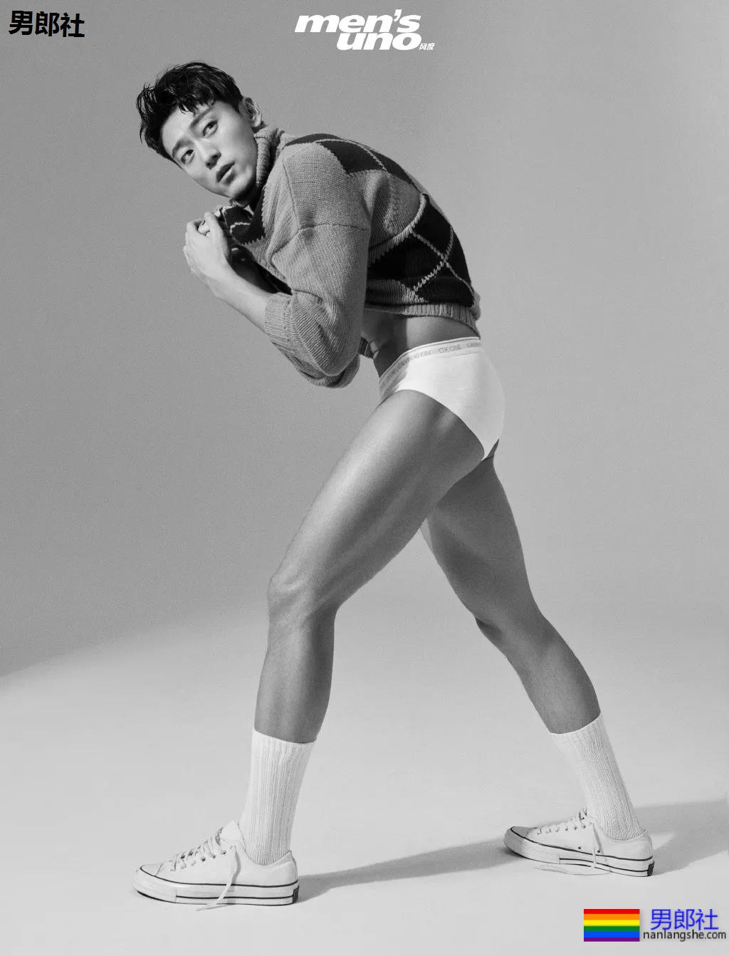 身材索命肌肉男浴室戏实力出圈！最新八块腹肌肉照曝光，网友直呼我可以！ - 51虹马