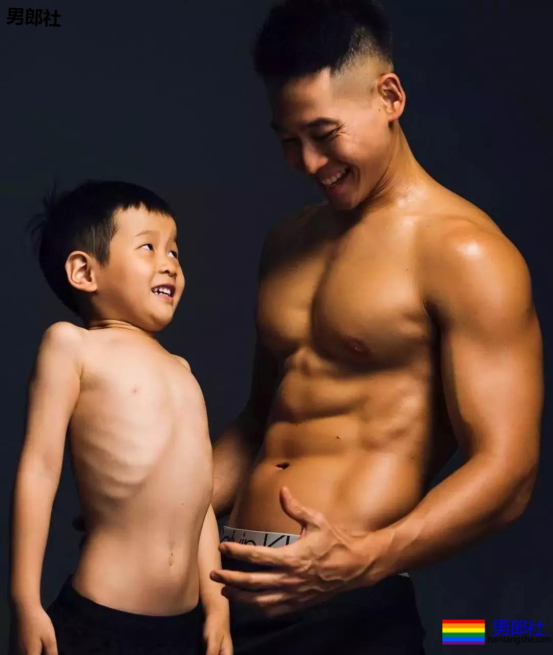 晏人物男模,可以康康内脏吗-51虹马