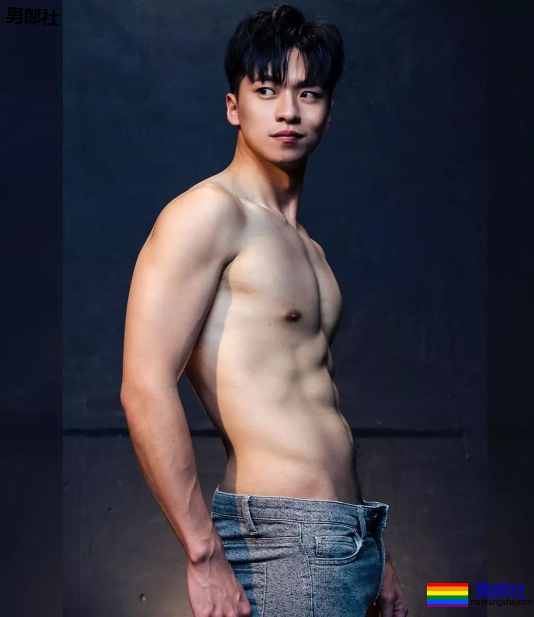 国产体育老师.avi，贵圈新一哥？ - 51虹马