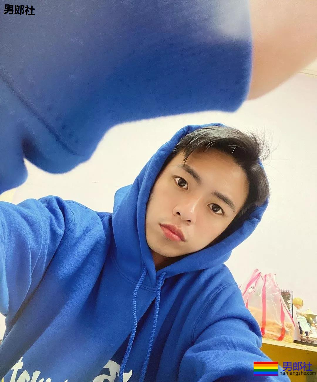 国产体育老师.avi，贵圈新一哥？ - 51虹马