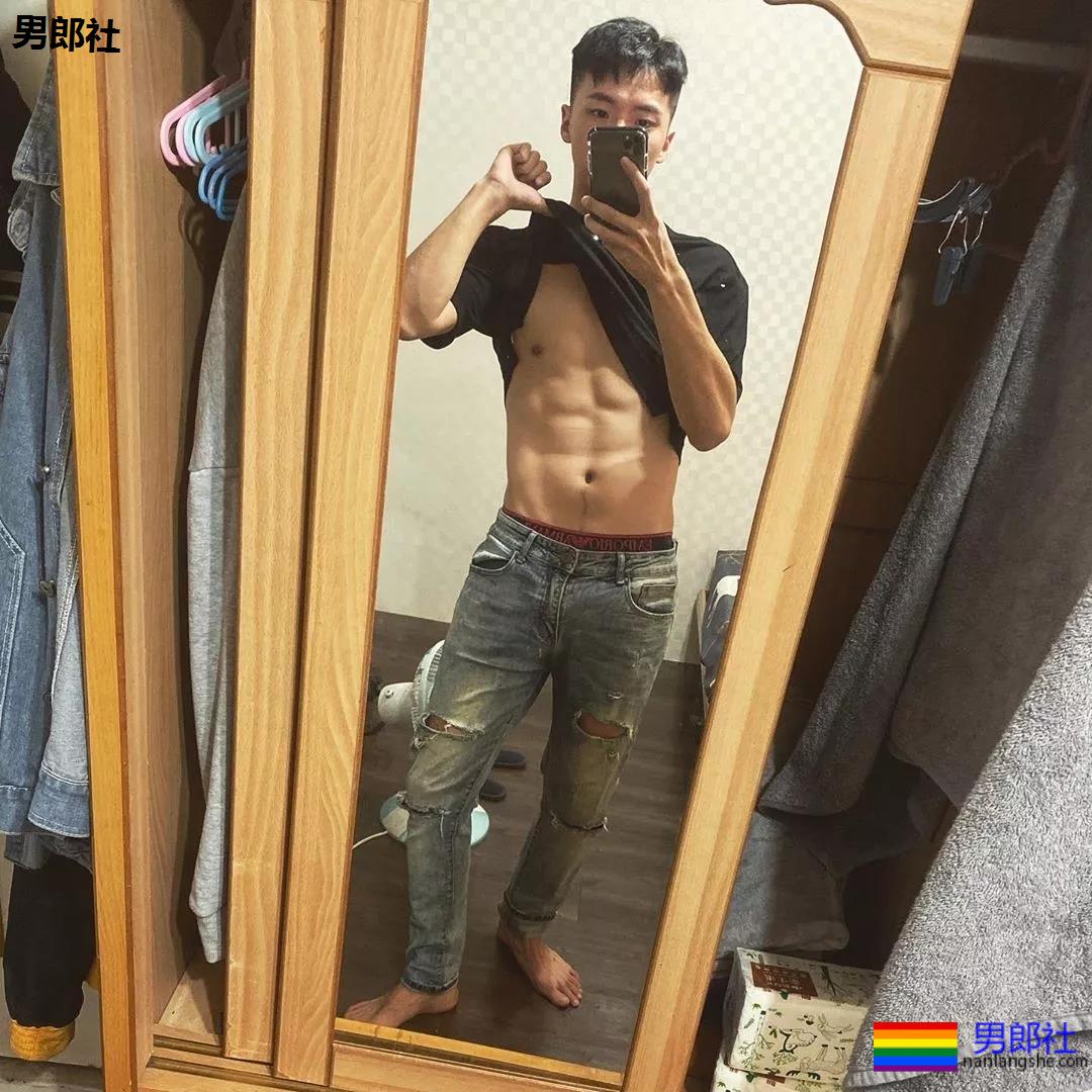 国产体育老师.avi，贵圈新一哥？ - 51虹马