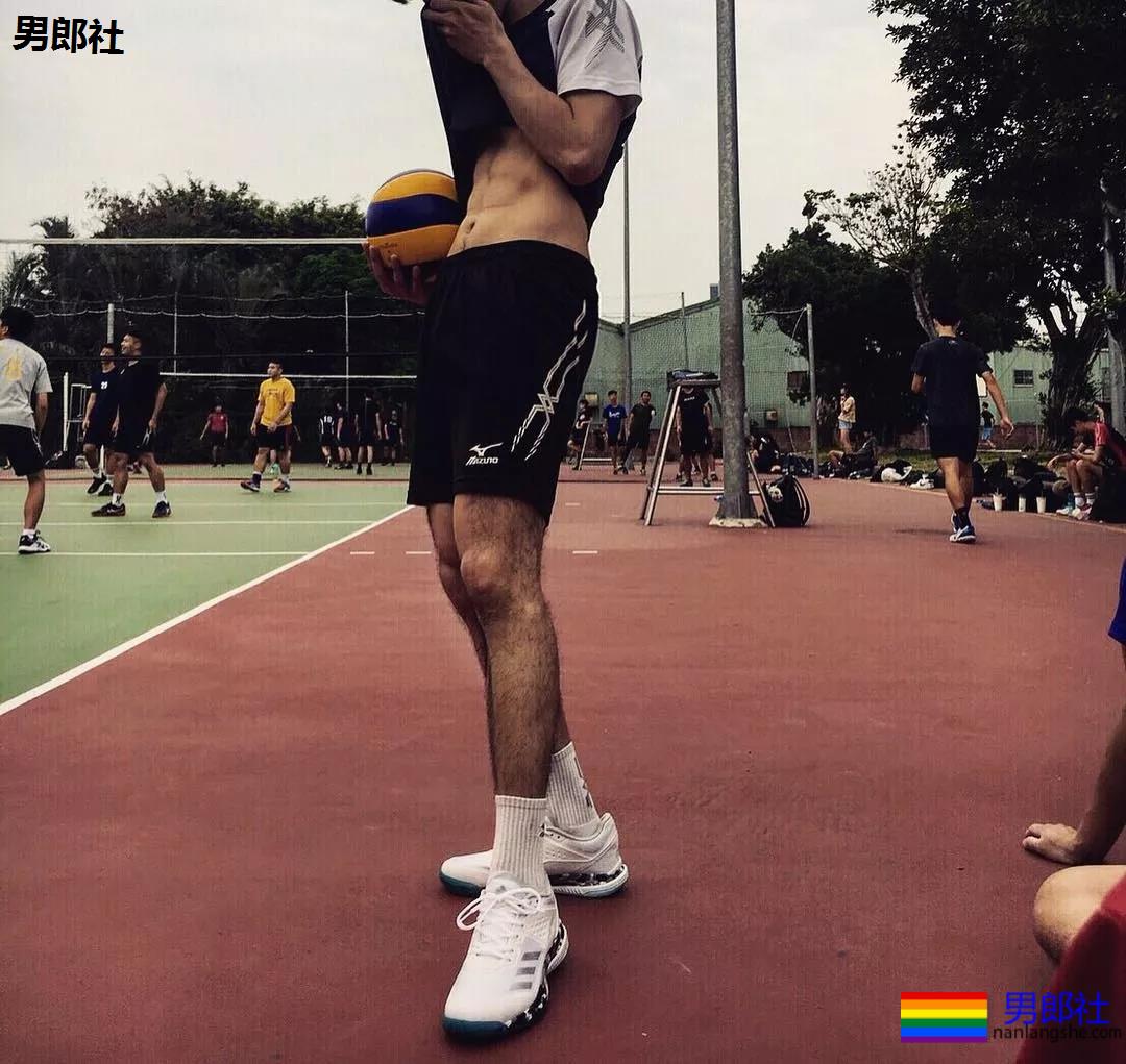 国产体育老师.avi，贵圈新一哥？ - 51虹马