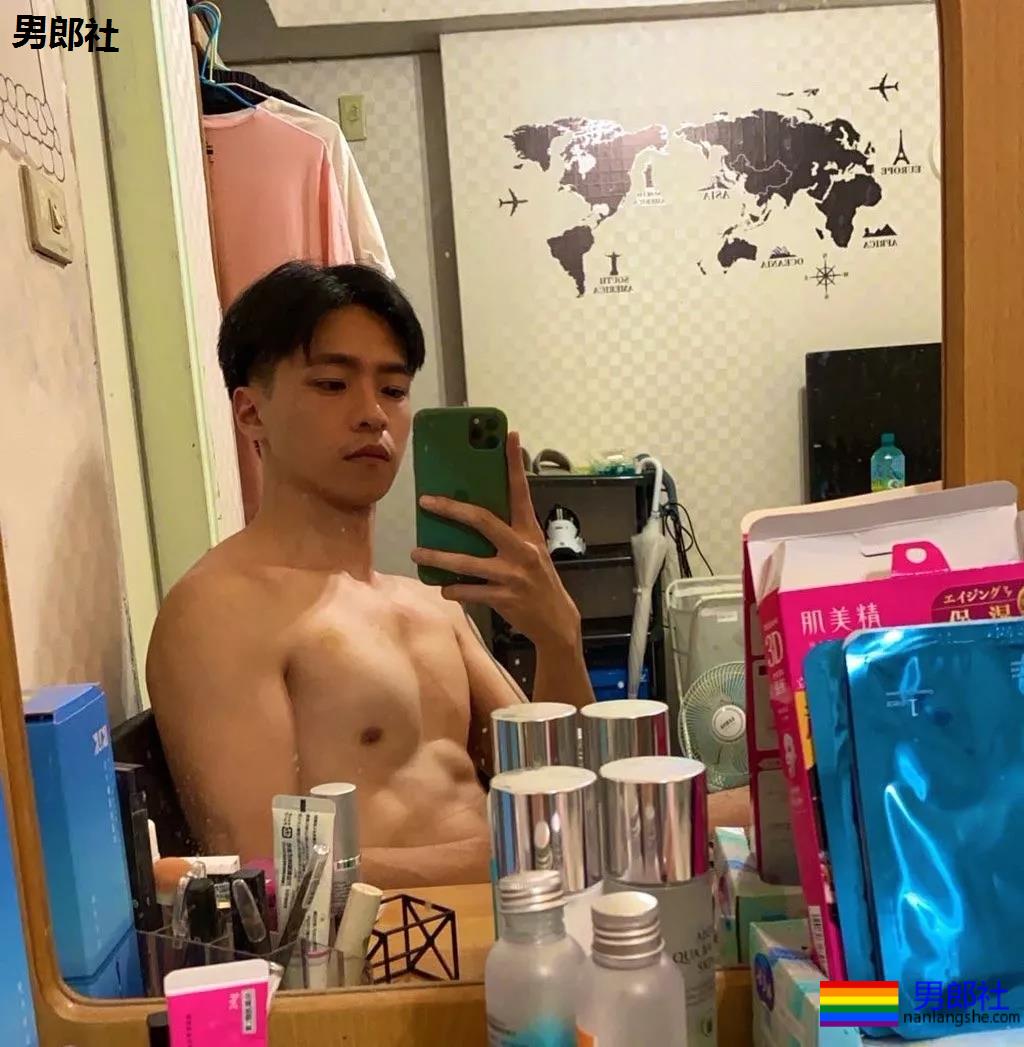 国产体育老师.avi，贵圈新一哥？ - 51虹马