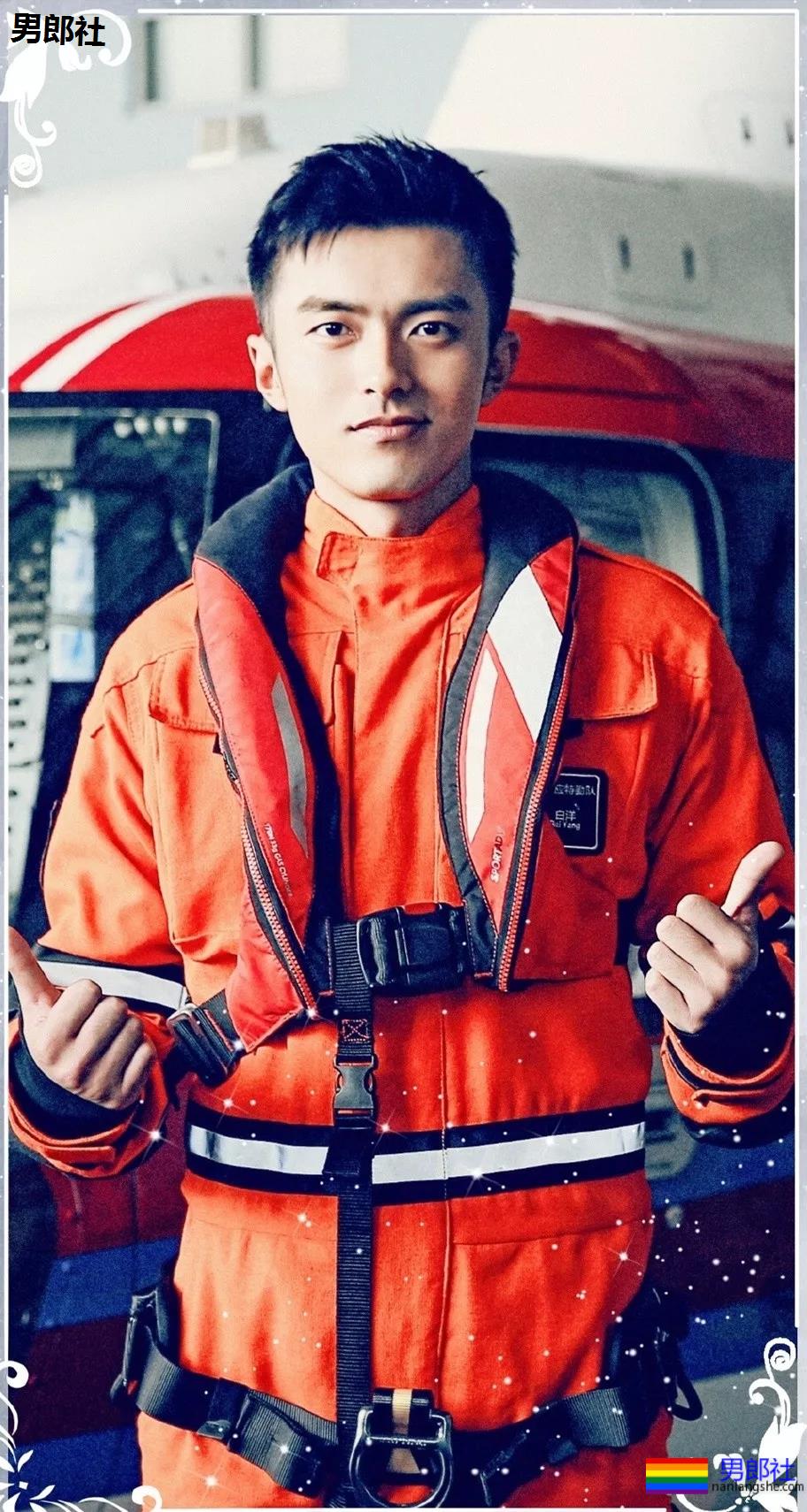 185神侧颜特警小哥,被赵宝刚看中出道,高颜长腿好一块唐僧肉! - 51虹马 185神侧颜特警小哥,被赵宝刚看中出道,高颜长腿好一块唐僧肉! - 51虹马