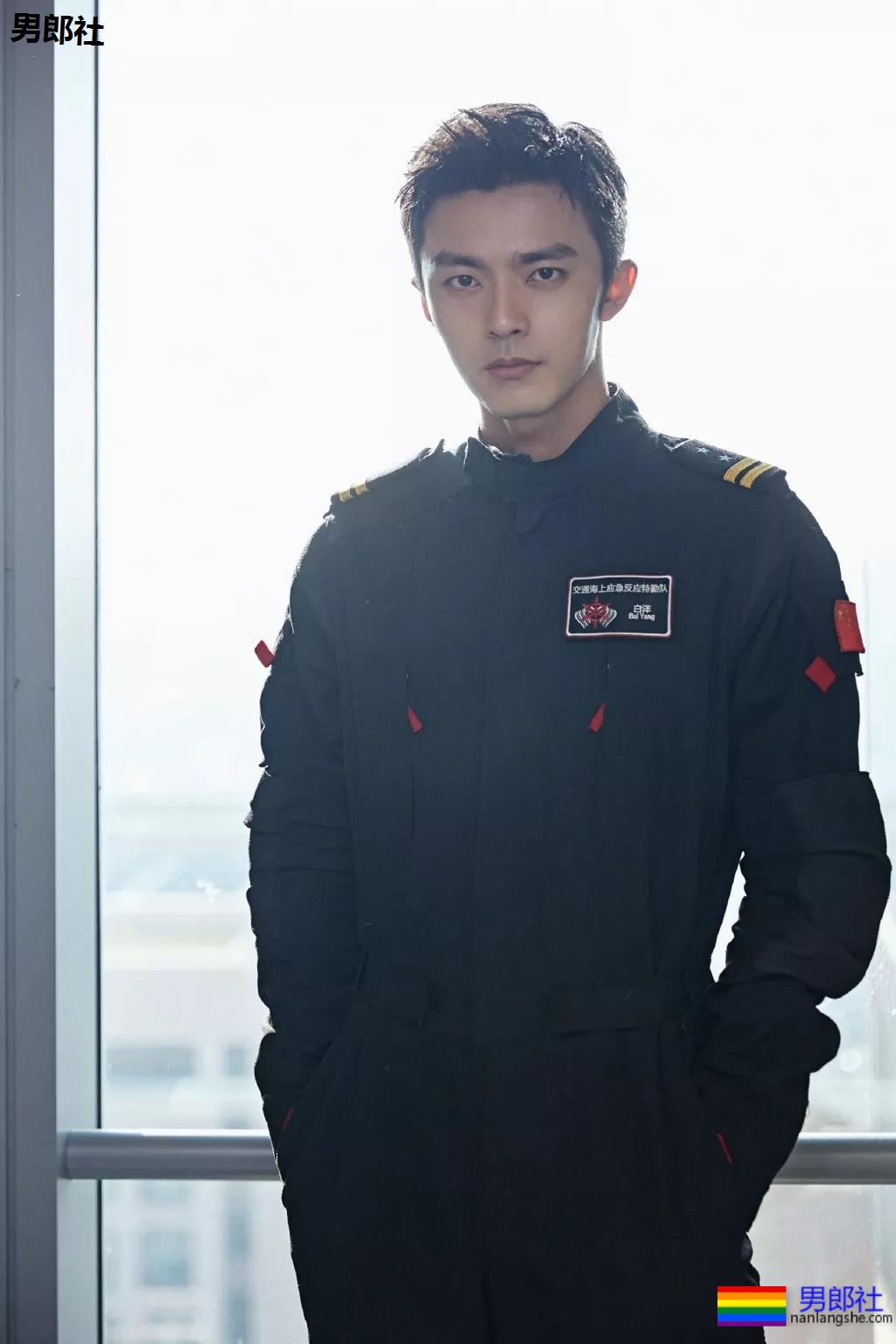 185神侧颜特警小哥,被赵宝刚看中出道,高颜长腿好一块唐僧肉! - 51虹马 185神侧颜特警小哥,被赵宝刚看中出道,高颜长腿好一块唐僧肉! - 51虹马