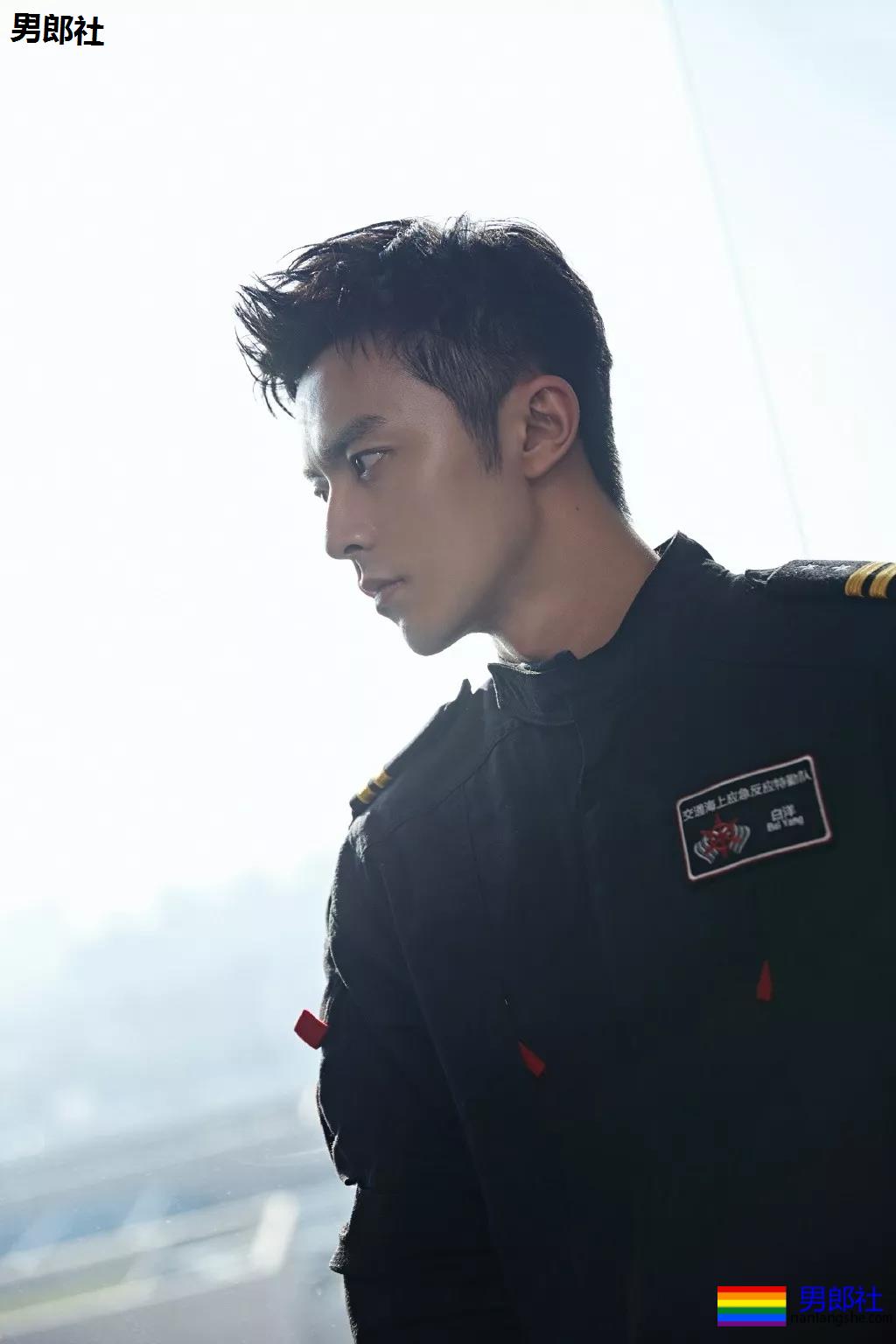 185神侧颜特警小哥,被赵宝刚看中出道,高颜长腿好一块唐僧肉! - 51虹马 185神侧颜特警小哥,被赵宝刚看中出道,高颜长腿好一块唐僧肉! - 51虹马