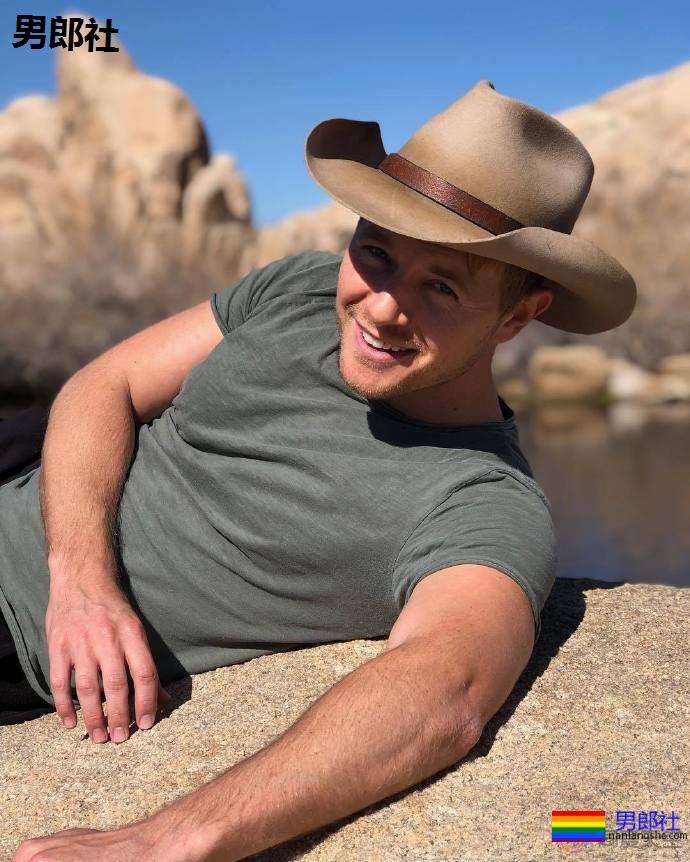 《闪电侠》中的警探出柜 - 51虹马