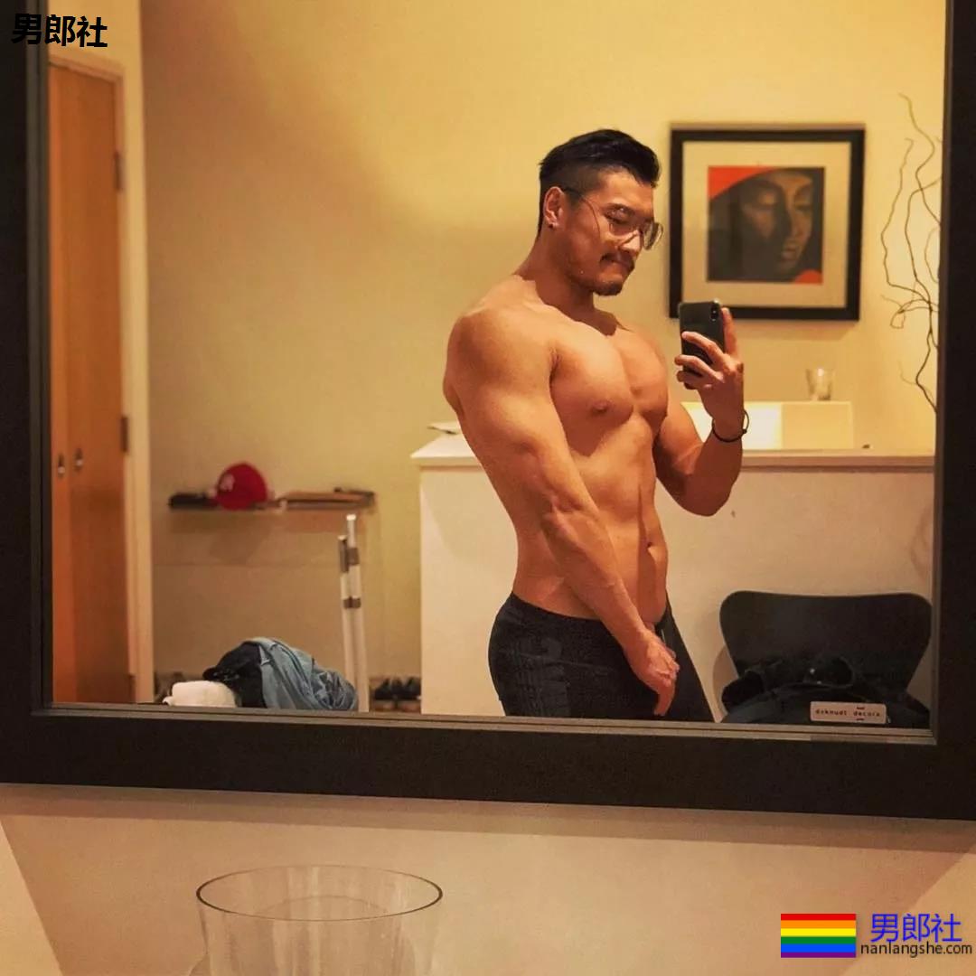 变成肌肉0之后 - 51虹马 变成肌肉0之后 - 51虹马