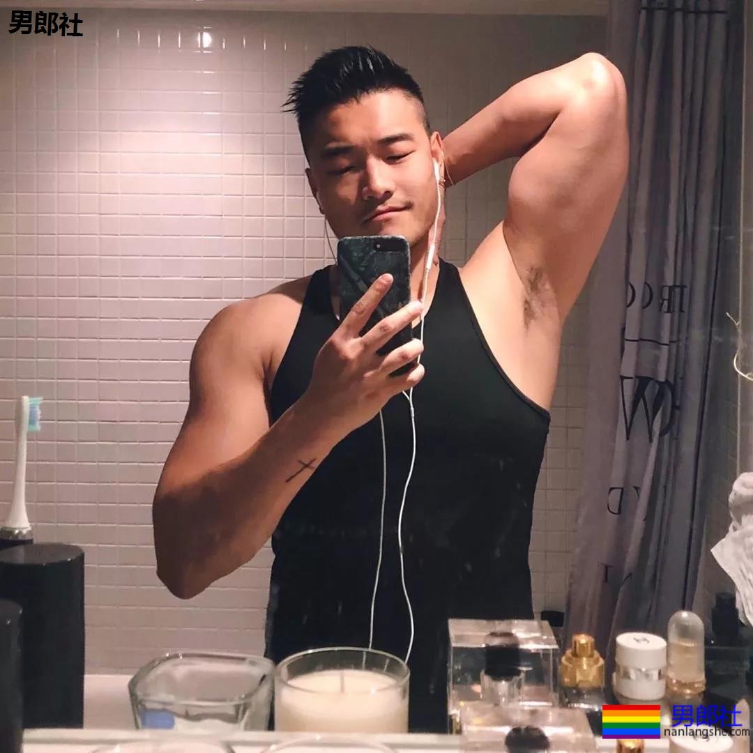 变成肌肉0之后 - 51虹马 变成肌肉0之后 - 51虹马