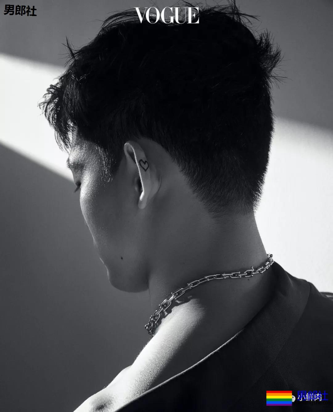 忠犬摔跤运动员被盯上了,这看点不输宁泽涛陈艾森! - 51虹马 忠犬摔跤运动员被盯上了,这看点不输宁泽涛陈艾森! - 51虹马