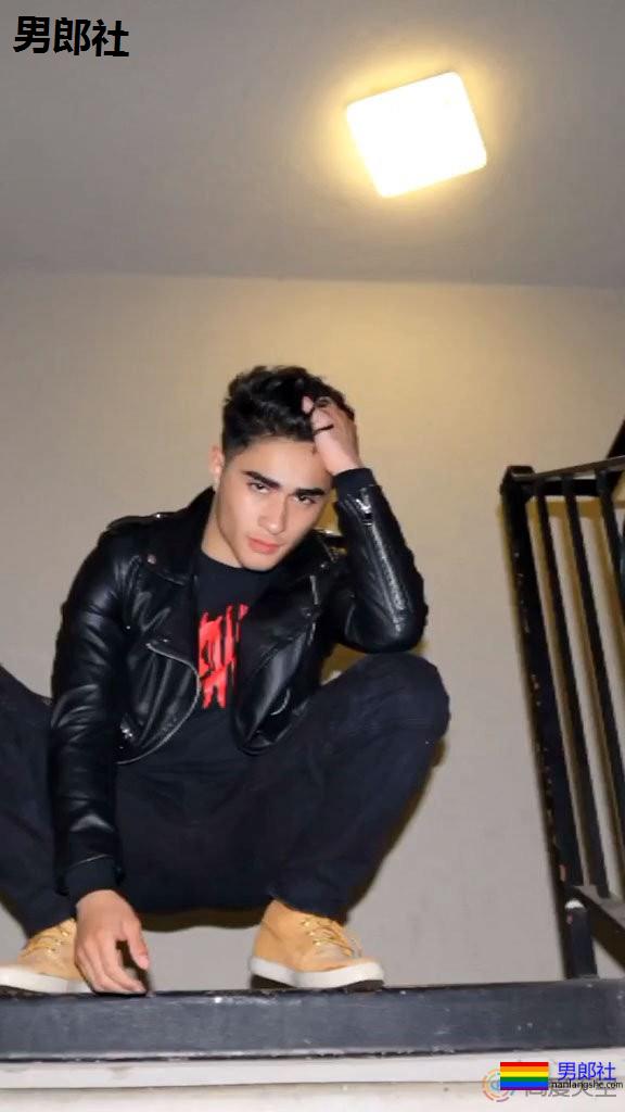 这对直弯好基友正在打破“直男刻板印象” - 51虹马