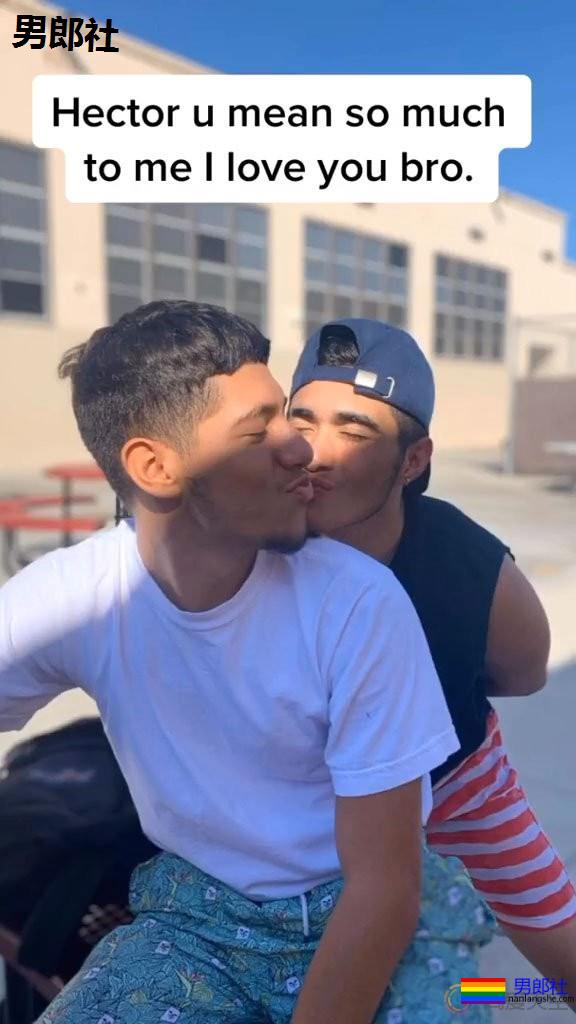 这对直弯好基友正在打破“直男刻板印象” - 51虹马